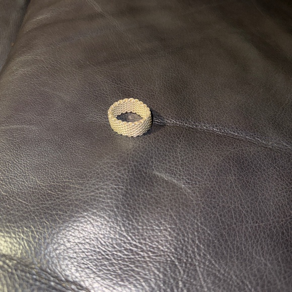 Authentic Tiffany&Co Somerset Ring - Picture 1 of 3